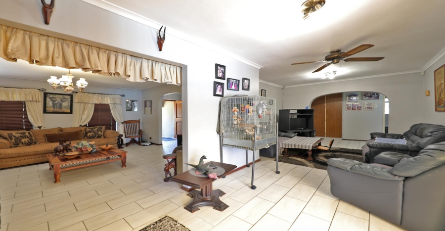 4 Bedroom Property for Sale in Panorama Western Cape